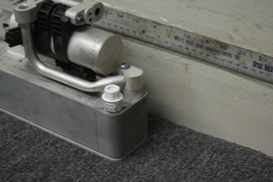 BMW 335I 2012-2015 transmisión enfriador de aceite fabricante de equipos originales Foto 2 de 4