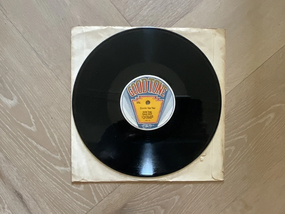 Robert Crumb and The Good Tone Banjo Boys  78 rpm.Never Been Played. - Image 3 of 4