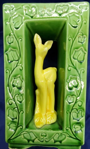 Vintage #850 Shawnee Pottery White Deer Ivy Leaf Green Planter