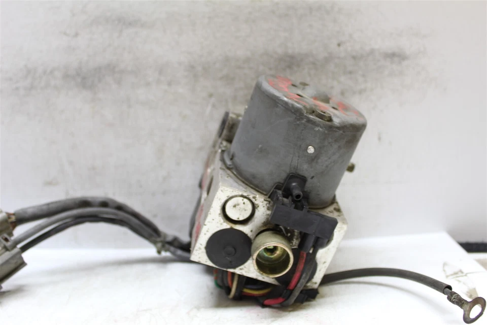 98-1999 Infiniti I30 ABS Control Bomba Freno Antibloqueo 476000L705 Módulo 501 16A1 Foto 2 de 4