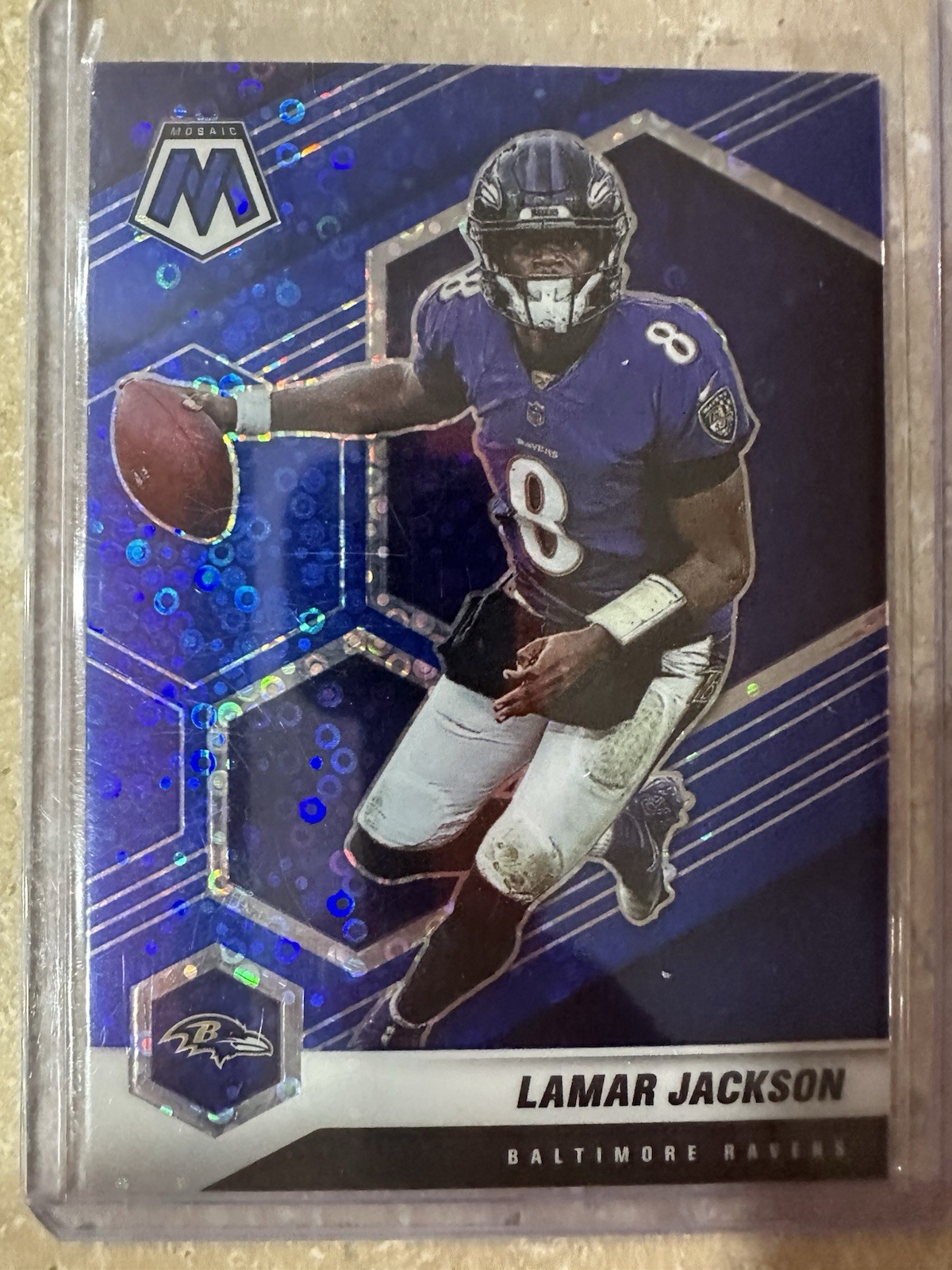 2021 Panini Mosaic - Lamar Jackson #19 No Huddle Blue Mosaic Prizm /75