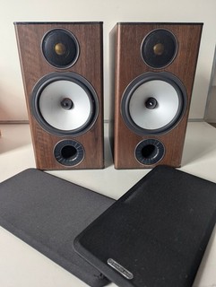 Pair of Monitor Audio Bronze BX2 Bookshelf Speakers Walnut Finish 36 x 19cm