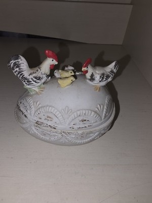Vintage LEFTON Egg Bisque Porcelain Figurine with Chickens, Chicks and Flowers