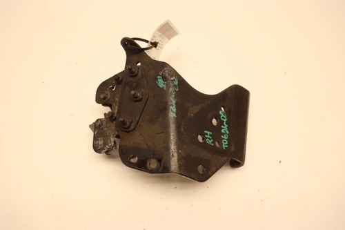 2019-2023 VOLVO VNL 760 RIGHT PASSENGER SIDE BONNET HOOD LATCH LOCK OEM