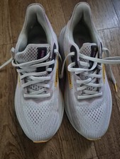Brooks Ghost 17 Shoes Womens 6.5Medium B White Pink Athletic Running Sneakers