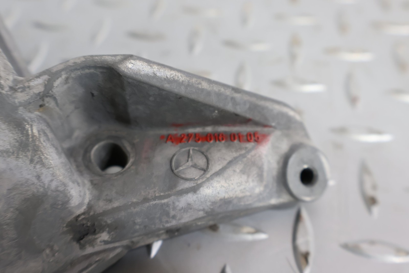 Maybach 57 2008 Right Valve cover