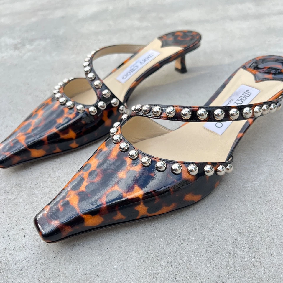 Jimmy Choo | Auténticas mulas de gatito de charol de tortuga de colección con tachuelas plateadas (37,5) Foto 3 de 4