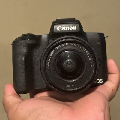Canon EF-M 15-45mm f/3.5-6.3 IS STM Zoom Lens, 49mm Filter Thread