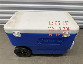 Coleman 50 qt Xtreme Rolling Ice Chest Cooler Blue/White Tow Handle 2 Wheels
