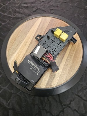 2003-2009 Saab 9-3 93 Fuse Relay Box w/ Body Control Module Unit 12757999 OEM