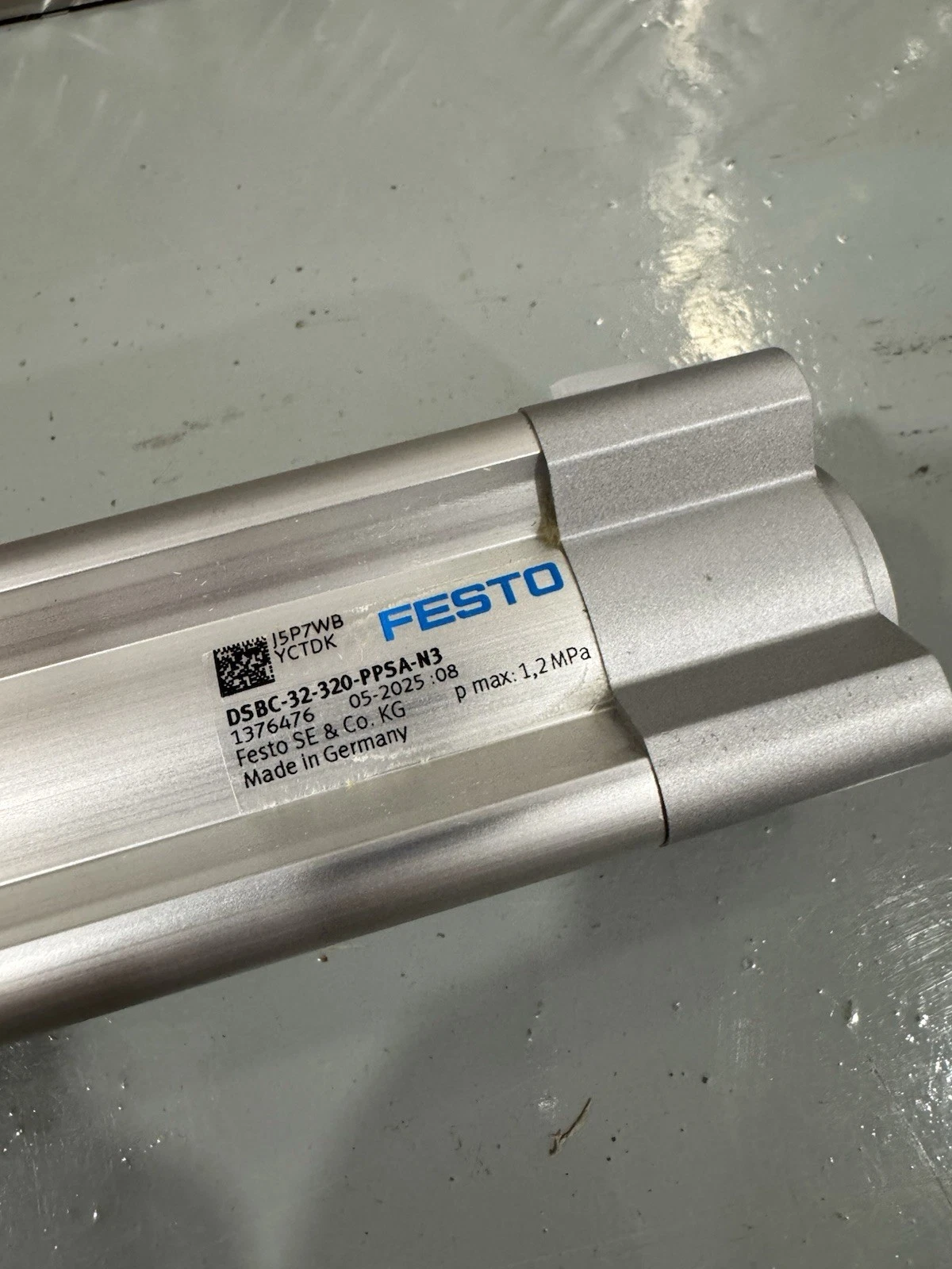 Festo 1376476 DSBC-32-320-PPSA-N3 Standard Cylinder Brand New 2
