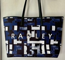 RADLEY TOTE BAG ABSTRACT GEO INNER ZIP POCKET. 21 x28x11 CM EXCELLENT CONDITION.