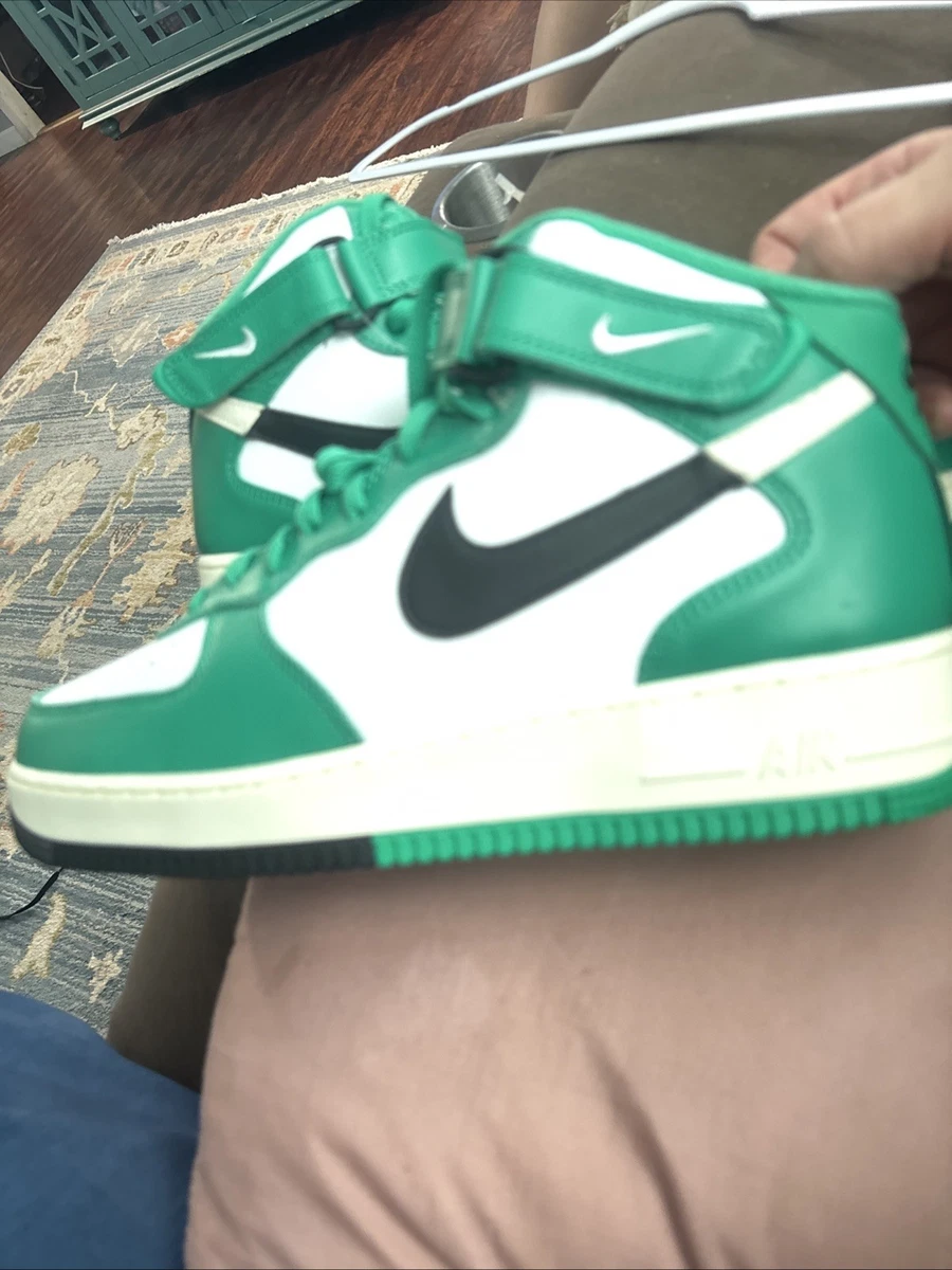 Preços baixos em Nike Air Force 1 '07 Black Vintage Green | eBay
