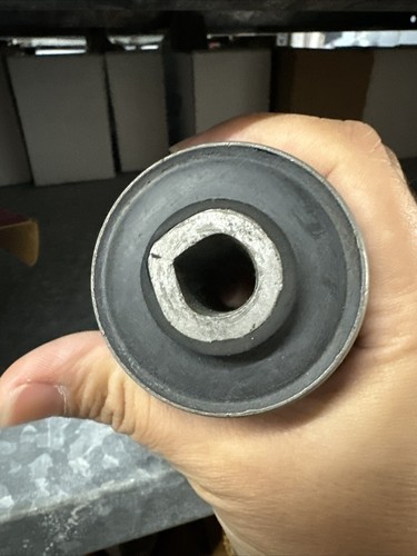 Control Arm Trailing Bushing Rear Lower Front Crown For JEEP 99-05 52088220 - Picture 3 of 4
