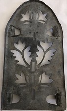 REPOSE FER A REPASSER EN ZINC FIN 19ème decor floral decoupé