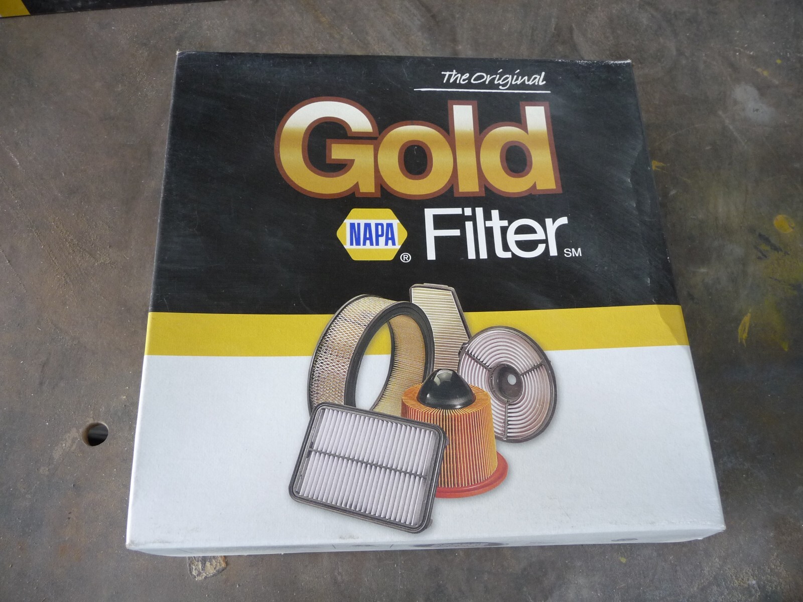 NAPA 2444 Air filter cross reference