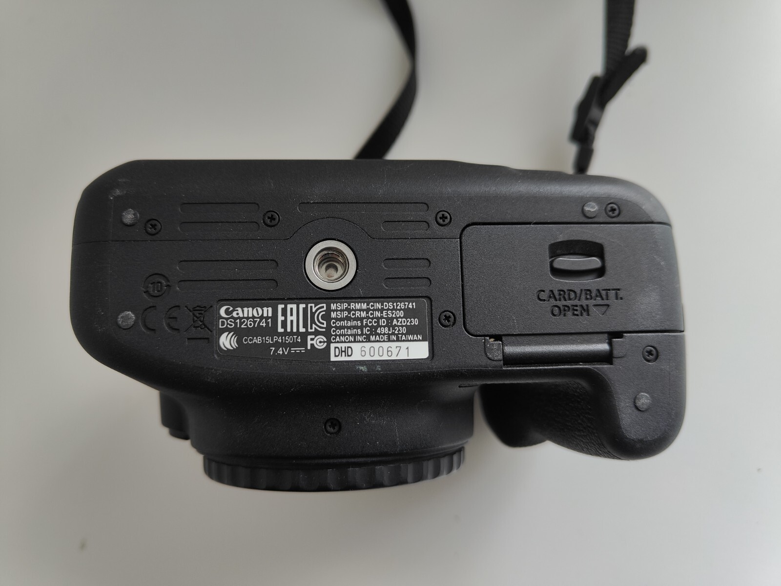 Canon EOS 2000D Digital SLR Camera Black (Body Only) 8714574656199 eBay