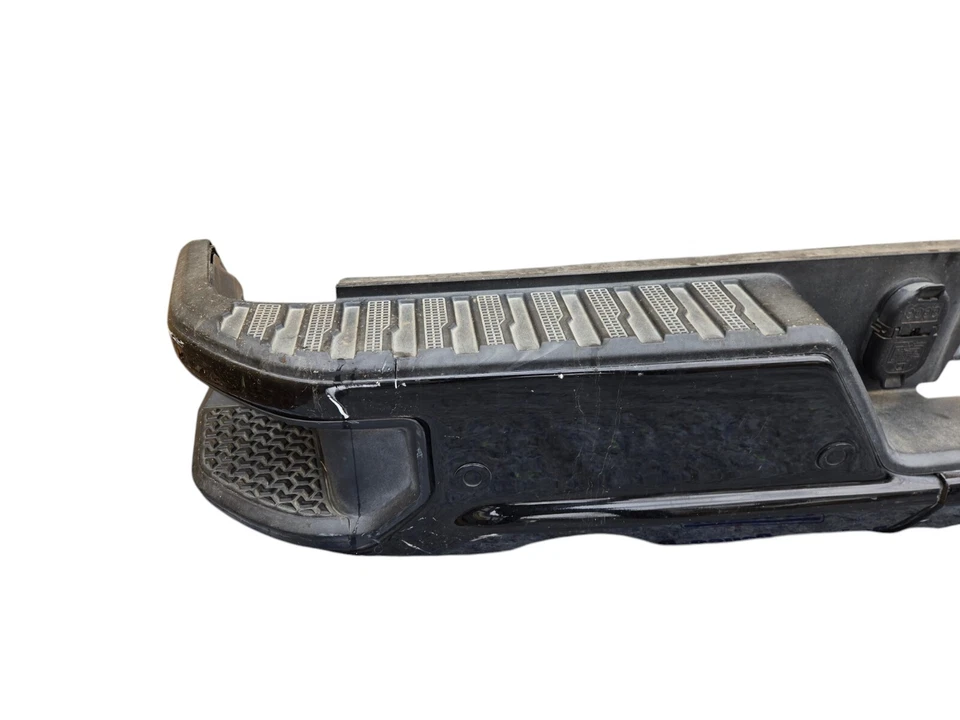 Parachoques trasero Chevy GMC Sierra Harley Davidson 2019-2023 con doble escape con estacionamiento Foto 3 de 4