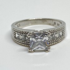 Vintage 925 Sterling Silver Clear CZ Ladies Band Ring Size 9