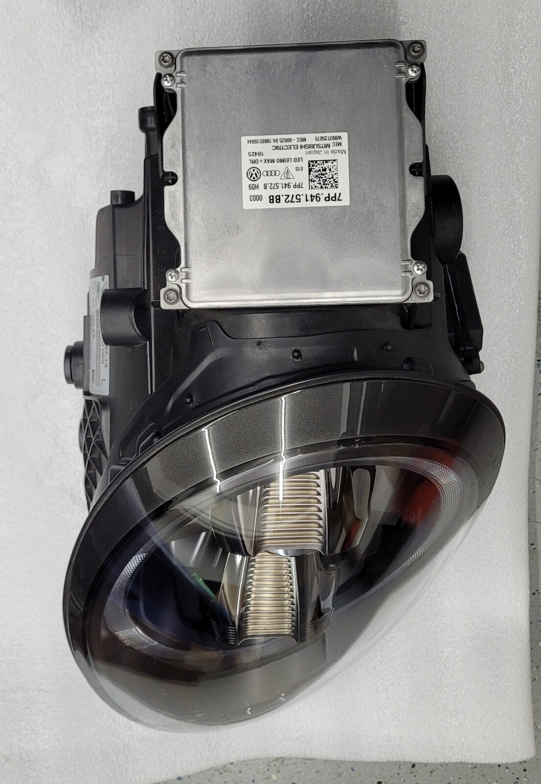 Porsche 911 GT3 RS LED Driver side Headlight 99163196713 991631967 Black Left 