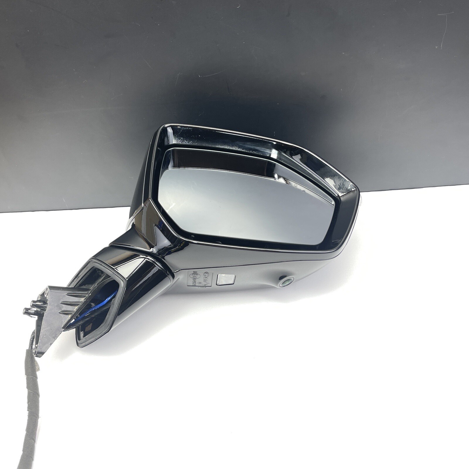 20212023 Hyundai Palisade Calligraphy P7V Camera Puddle Side Mirror