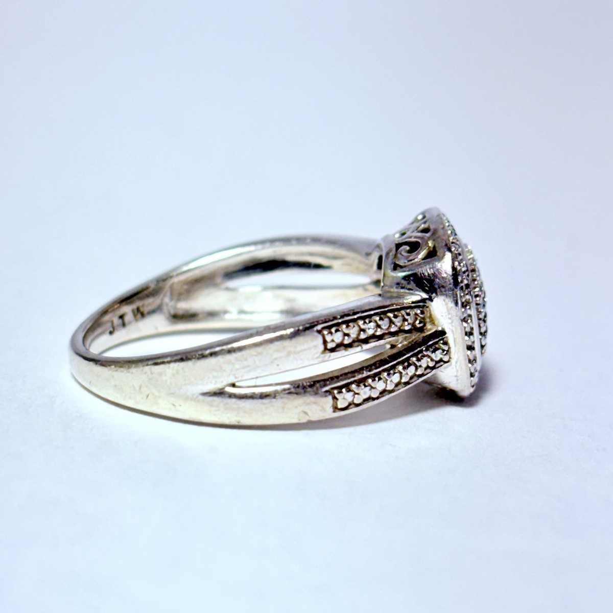 JTW Sterling Silver Pavé Diamonds Size 7.25 Split Shank Ring