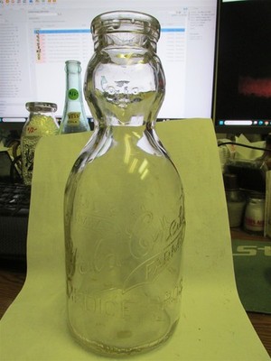 Apollo, PA Gold Crest Farms TREQ BABYFACE CREAMTOP Milk Bottle PENNSYLVANIA PENN