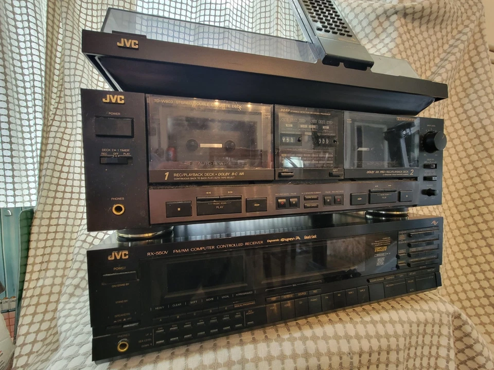 JVC Turntable AL-FQ5 Quartz TD-W803 Dual Cassette RX-550 Quartz Lock AV Receiver - Image 3 of 4