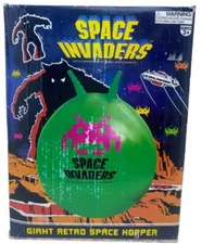 SPACE INVADERS Giant Retro Space Hopper 2013 NEW Sealed