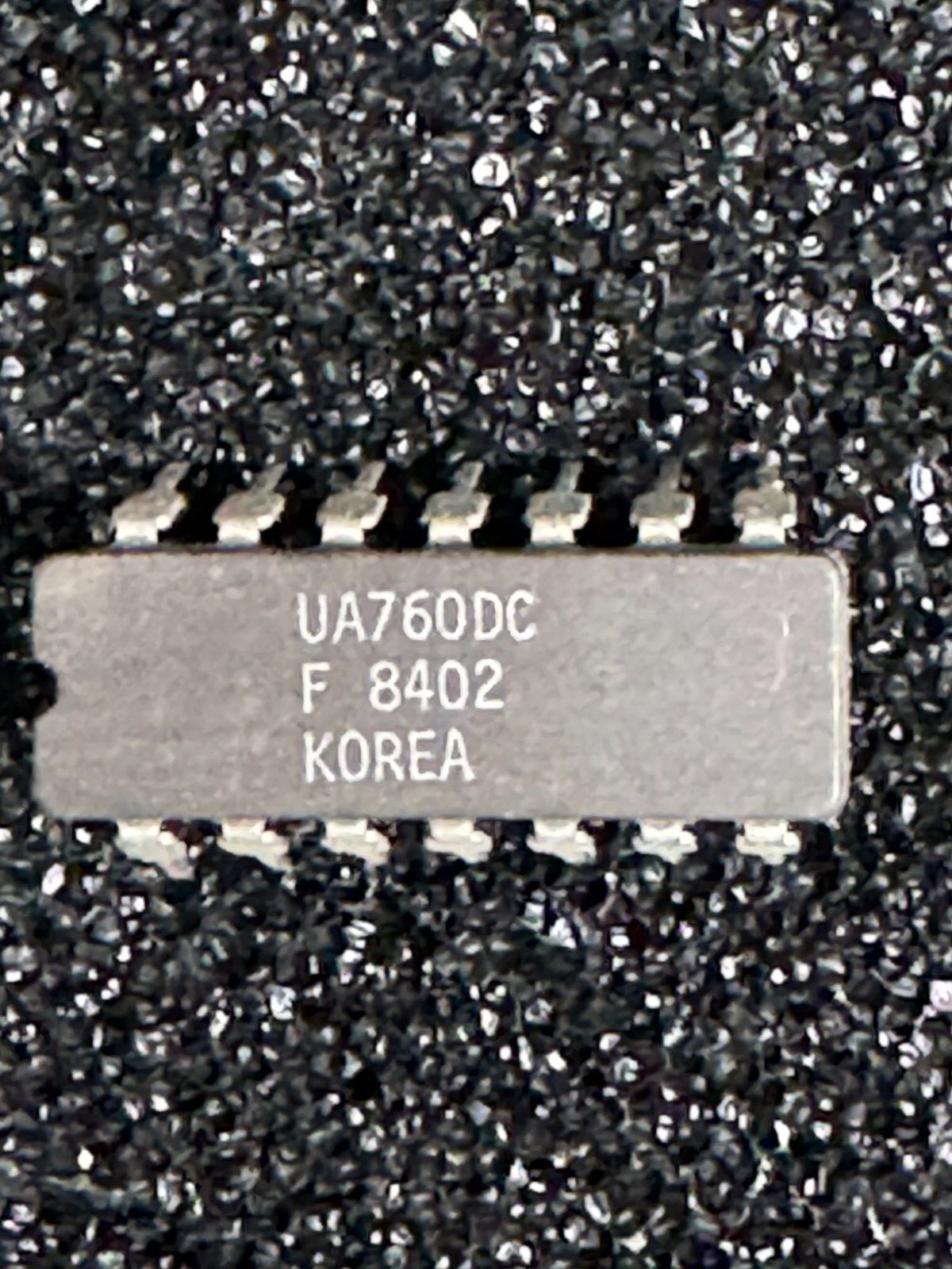 FAIRCHILD UA760DC Voltage Comparator, Single, 14 Pin, Ceramic, DIP
