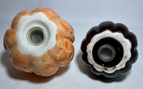 Orange Pumpkin and Green Gourd Mini Salt / Pepper Shaker Set - Fall Thanksgiving - Picture 6 of 7