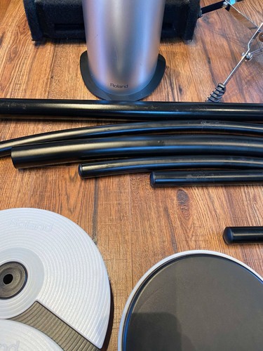 Roland TD-1 Electronic V-Drums Kit. ERSATZTEILE. modul becken tom snare clamp - Bild 11 von 87