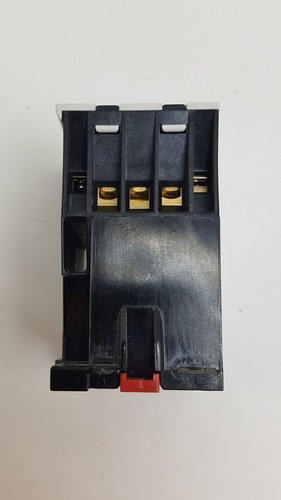 Square D Contactor 9065 TR 4 #8737 - Picture 2 of 6