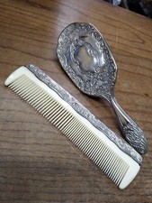 Vtg Women's Antique 2 Piece Silver Plated Brush and Comb Vanity Dresser Set