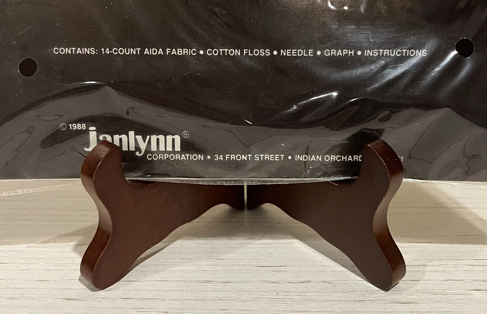 Kit de punto de cruz contado deportivo Janlynn “The 4 Seasons” 1988 de colección #11-51 nuevo de stock Foto 3 de 4