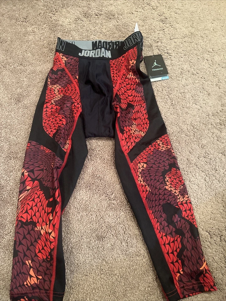 NWT Jordan Training Compression Basketball Tights Black/Red 687840-687 Size M - Image 3 of 4