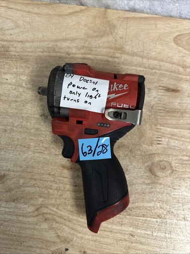 Milwaukee 2562-20 M12 FUEL Stubby 3/8" Impact Wrench FOR PARTS OR REPAIR