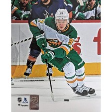 Kirill Kaprizov Unsigned Minnesota Wild 8x10 Photo Reverse Retro