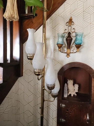 Vintage Midcentury Milkglass Hobnail 4 Light Tension Pole Lamp 8-8.5 Ft