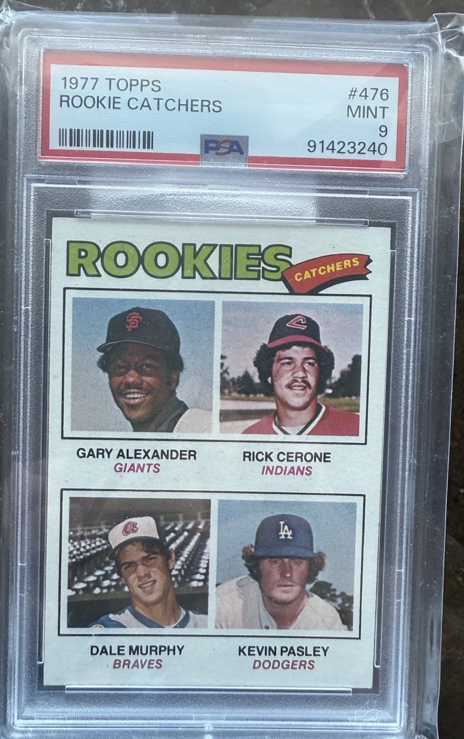 1977 Topps Dale Murphy Rookie Graded Baseball Card #476**PSA 9 Mint RC