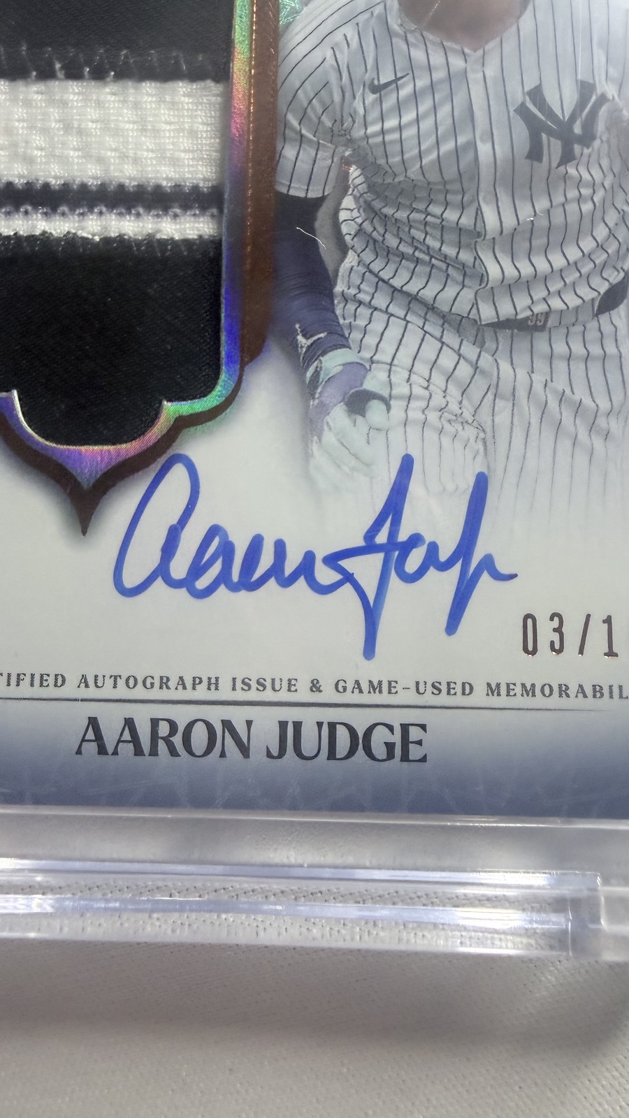 2025 Topps Dynasty Aaron Judge Patch Auto 03/10 Yankees #DAPB-AJ3 view 3