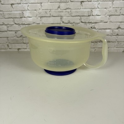Vintage Tupperware Mix-N-Store Plus Measuring Batter Bowl Sheer/Blue ~12 Cup