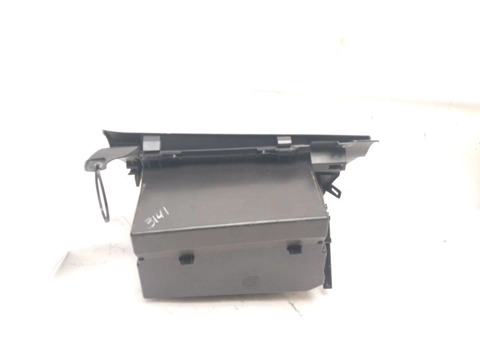 手套盒适合福特 ESCAPE 2015 原始设备制造商 — 第 3/4 张图片