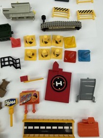 Lot of 130+ Vintage Galoob Micro Machines Playset Random Parts and Accessories