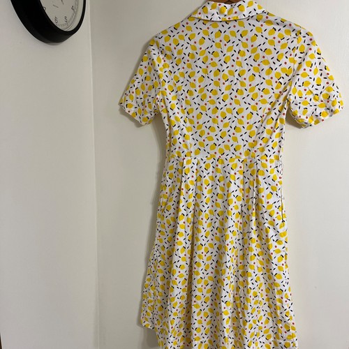 Boden Anastasia Button Down Hemdblusenkleid 8R Lemon Print Plissee Midi *ohne Gürtel - Bild 3 von 3