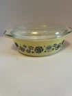Vintage Pyrex 043 Pressed Flowers Covered 1 1/2 quart Casserole Dish