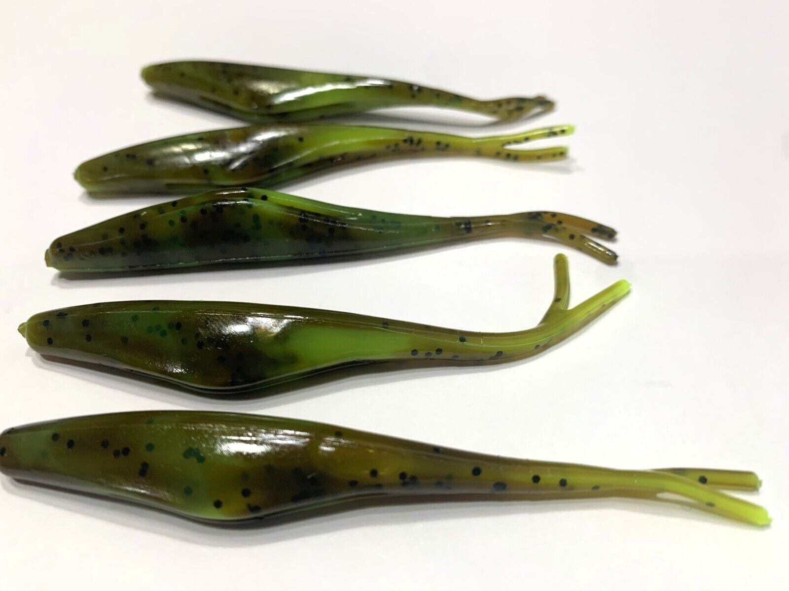 4'' JERK MINNOW( FLUKES)-ANGURIA ORO CHIARO -BASSO-WALLEYE-SCEGLI LA DIMENSIONE DEL PACCHETTO - Foto 6