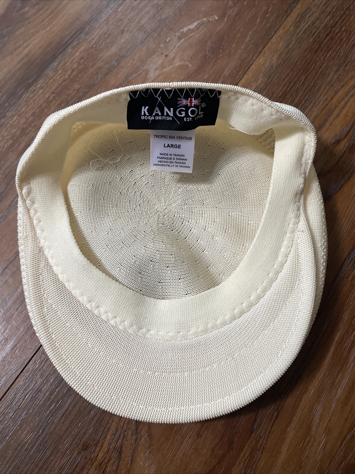 Kangol Tropic 504 Ventair Flat Cap Ivory Size L New Without Tags