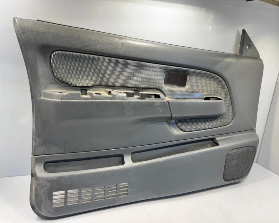 2002 NISSAN XTERRA FRONT LEFT DOOR PANEL P/N 80931-3S600 GENUINE OEM USED PART - Image 2 of 4