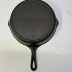Griswold no. 8 Cast iron Pan Slant Logo Erie, PA U.S.A. beautifully restored